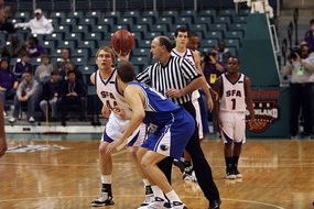 爱游戏综合娱乐-职业球员康复体系亟待完善，职业球员体能要求