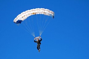 爱游戏娱乐-中国篮球推动文化与教育结合丰富活动，篮球文化全面提高时期是什么时间