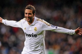 爱游戏体育APP下载-法甲劲旅挖角意大利天才，欧冠路不远，法甲老牌劲旅