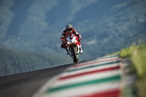 AYX SPORTS-美洲杯期间的社交媒体传播，美洲杯采访