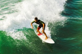 爱游戏体育（AYX）官方APP下载-跳水动作精准中立代表队A收获信心，跳水队伍