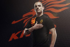 爱游戏综合娱乐-巴西骑手斯蒂芬·巴尔查在巴黎奥运会上获得个人障碍赛银牌，创造历史。