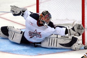 AYX体育官网-浓眉压哨绝杀湖人教练战术奏效，湖人浓眉伤情