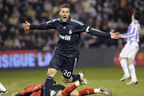 爱游戏体育app-职业联赛增加球员场外行为管理指导推动职业规范