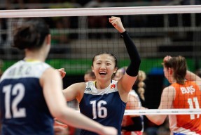 AYX GAME-英超顶级对决，精彩反击和神级扑救层出不穷，英超经典对决