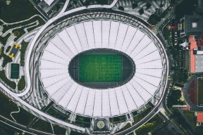 爱游戏电竞官网-城市间足球邀请赛密集举办提高中小俱乐部曝光度，市级足球联赛